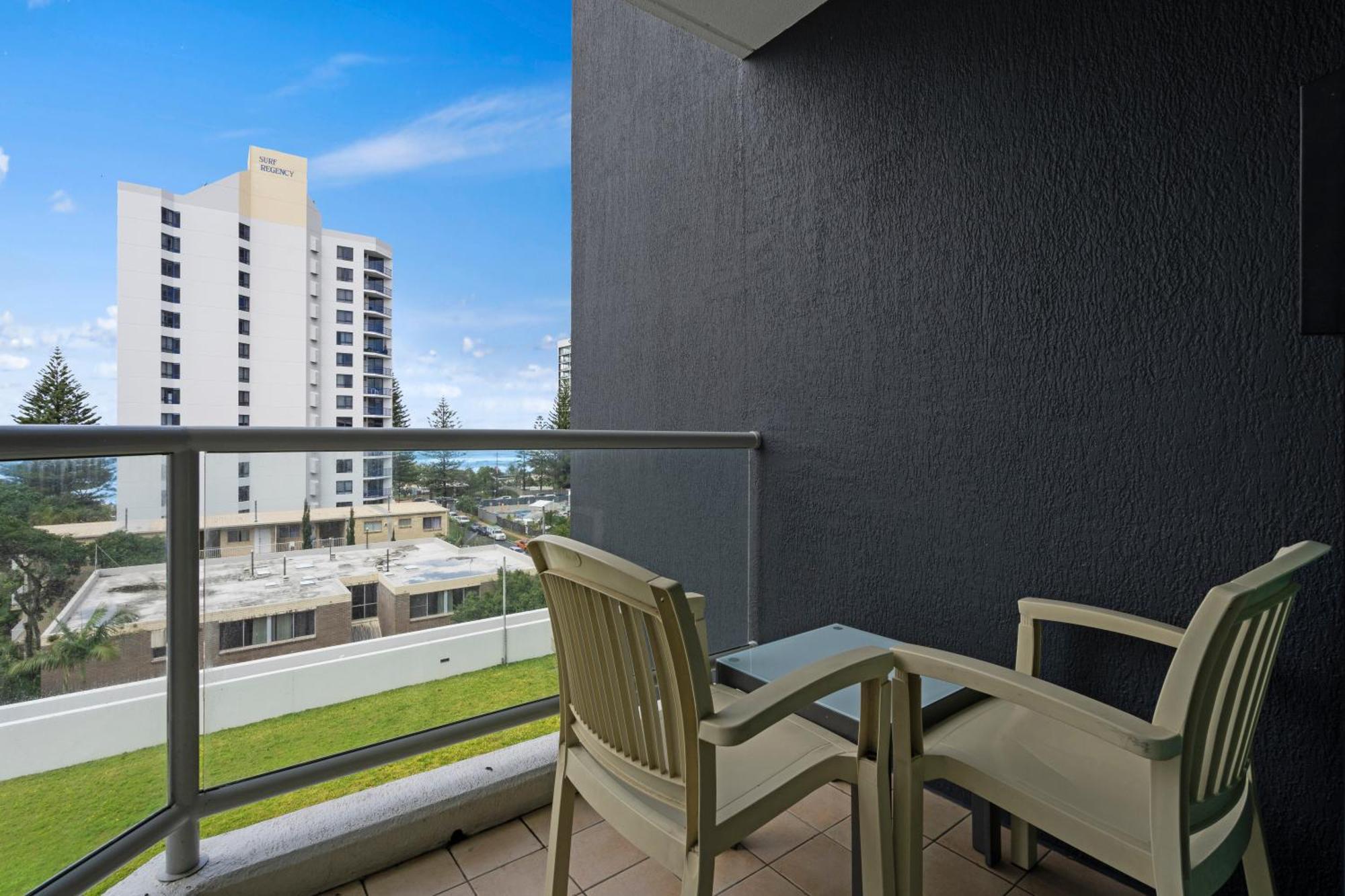 Legends Apartments - Qstay Gold Coast Exterior foto